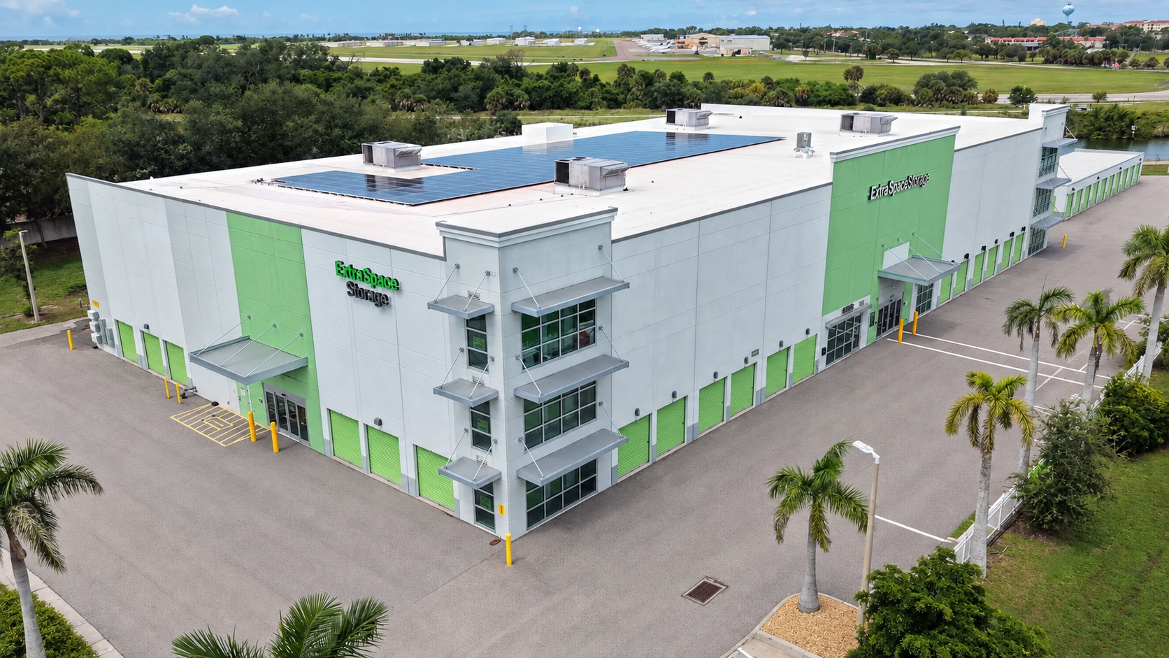 Evolve Energy Venice project: a commercial self-storage facility with rooftop solar